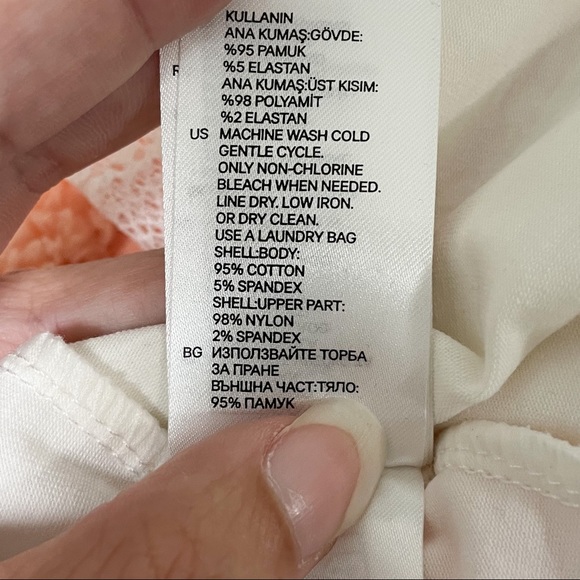 H&M Sheer Lace Blouse Stretch NWT *stain* - Picture 8 of 10